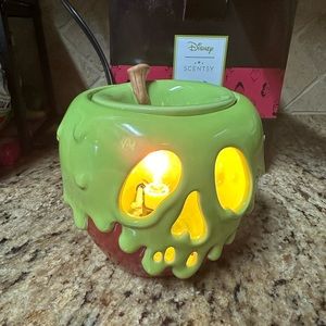 Disney villains just one bite Scentsy warmer